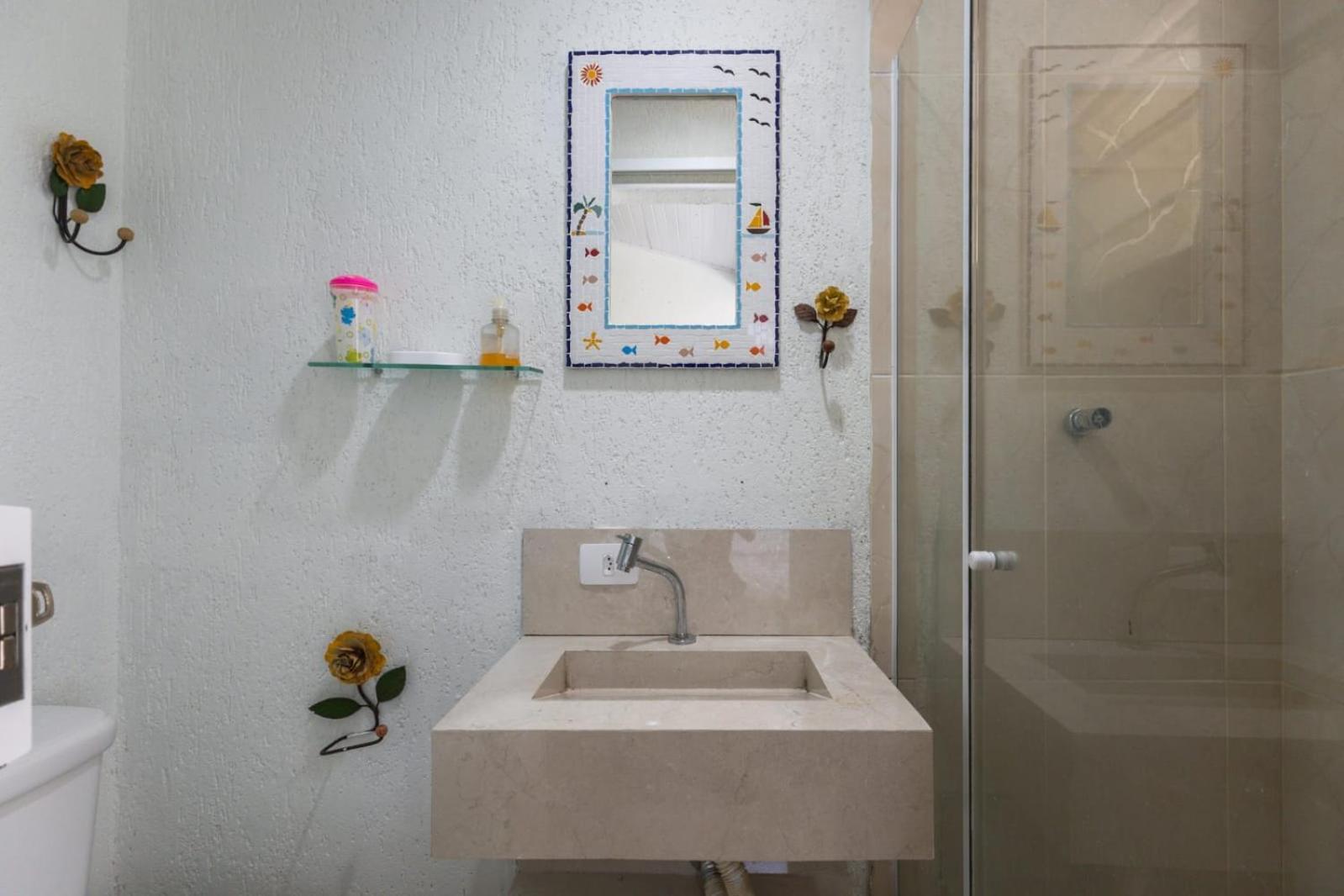 Casa de hóspedes Hanaki Com Microondas E Frigobar Ubatuba